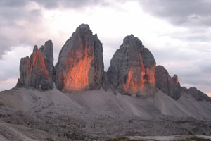 Natur - Geschichte - Kultur - Dolomiten pur. Von Westen nach Osten durch die Dolomiten